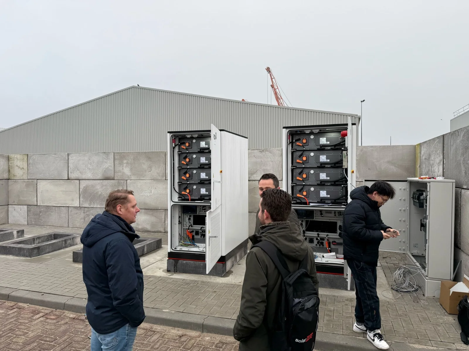 Industriële batterijopslag